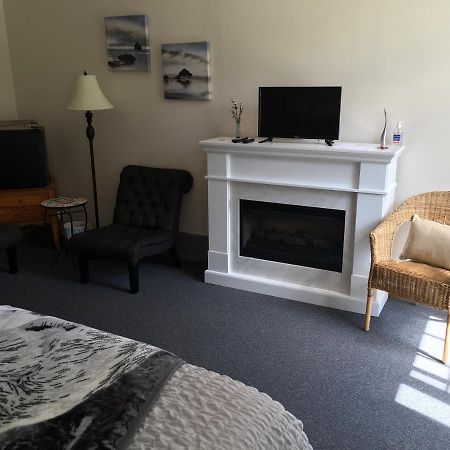 Rock Hill Bed & Breakfast Sharbot Lake Extérieur photo