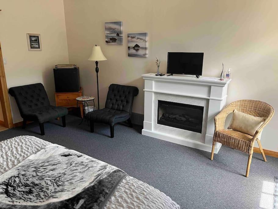 Rock Hill Bed & Breakfast Sharbot Lake Extérieur photo