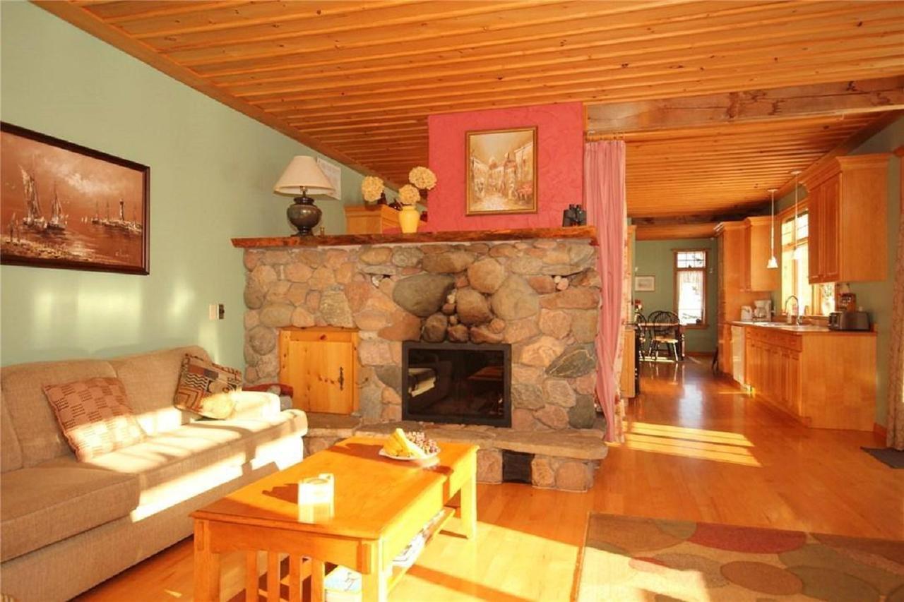 Rock Hill Bed & Breakfast Sharbot Lake Extérieur photo